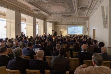 7dc7c4e9-92a0-4270-bd12-7606222d4887