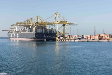 PORTO DI TRIESTE PORTI MOLO MOLI CARGO GRU NAVE NAVI BANCHINA BANCHINE NAVE NAVI