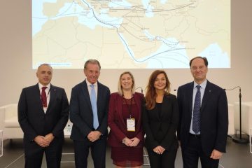 Le autorit‡ del panel pomeridiano dell'Indo-Mediterranean Business Forum svoltosi a Trieste